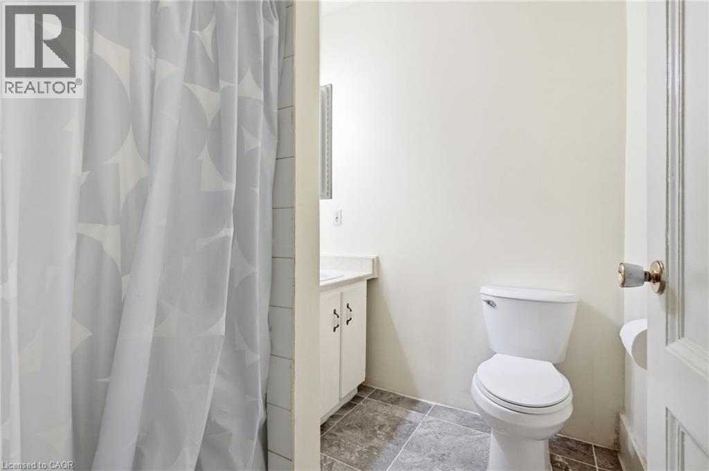 86 Sanford Avenue S Unit# 1, Hamilton, Ontario  L8M 2G8 - Photo 18 - 40847721