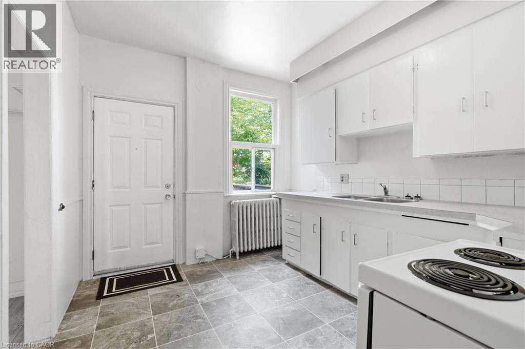 86 Sanford Avenue S Unit# 1, Hamilton, Ontario  L8M 2G8 - Photo 15 - 40847721
