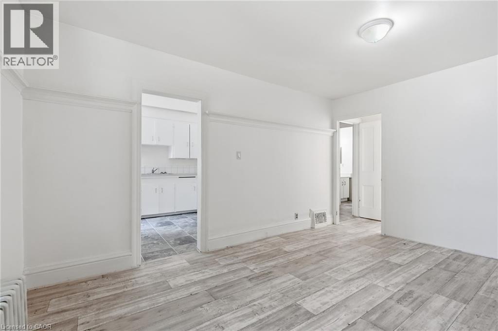 86 Sanford Avenue S Unit# 1, Hamilton, Ontario  L8M 2G8 - Photo 9 - 40847721