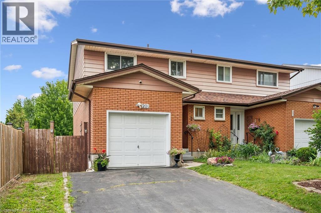 201 Veronica Drive, Kitchener, Ontario  N2R 1L5 - Photo 2 - 40854845
