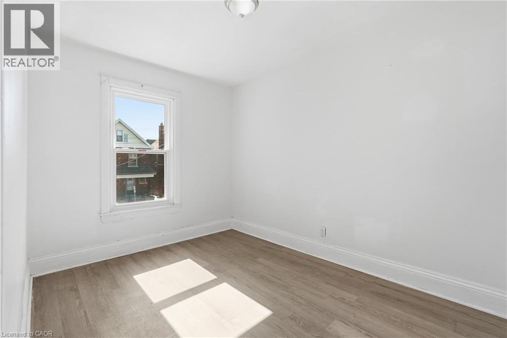41 Barnesdale Avenue N, Hamilton, Ontario  L8L 6R7 - Photo 17 - 40854781