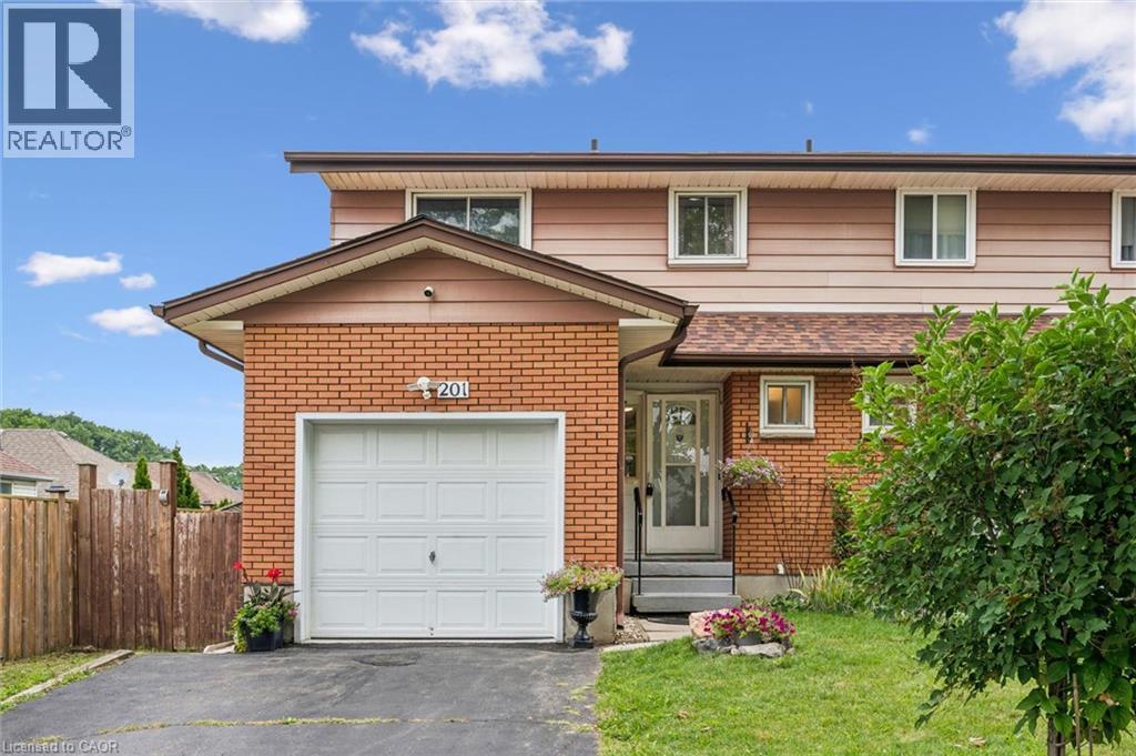 201 Veronica Drive, Kitchener, Ontario  N2R 1L5 - Photo 1 - 40854845