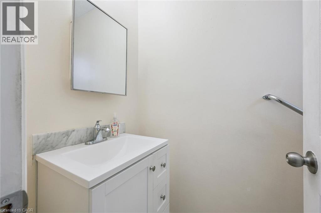 201 Veronica Drive, Kitchener, Ontario  N2R 1L5 - Photo 17 - 40854845
