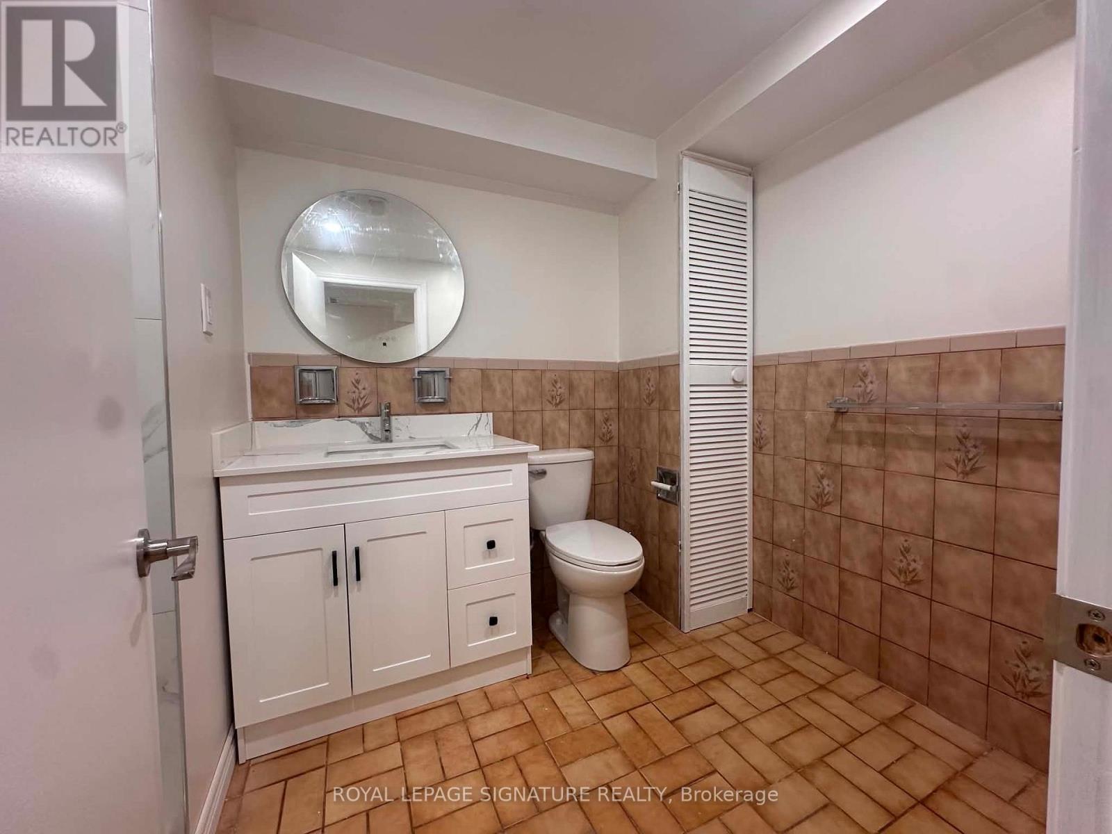 Lower Bsmt - 4170 Sunset Valley Court, Mississauga, Ontario  L4W 3L5 - Photo 16 - W13636604