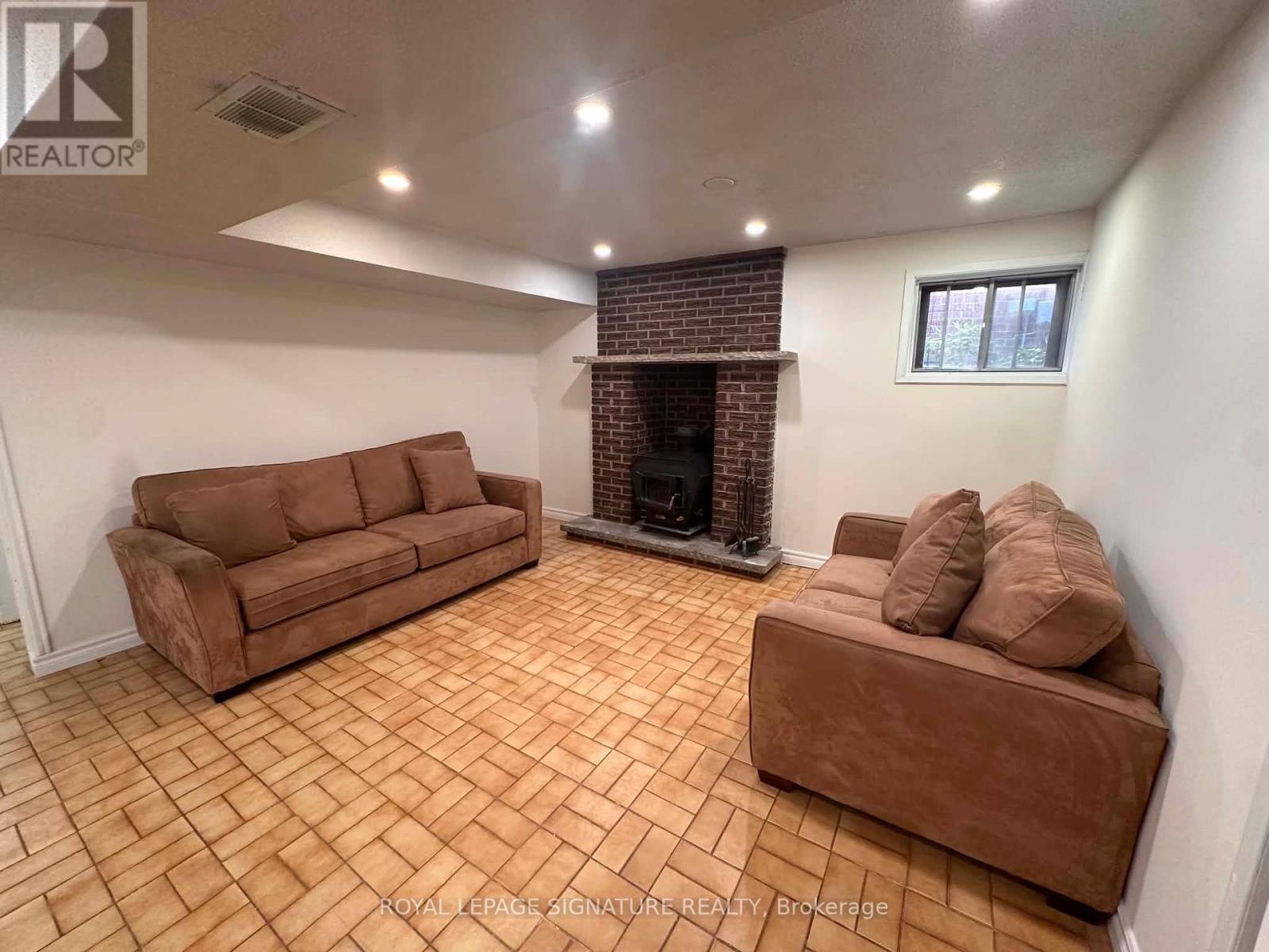 LOWER BSMT - 4170 SUNSET VALLEY COURT, Mississauga, Ontario