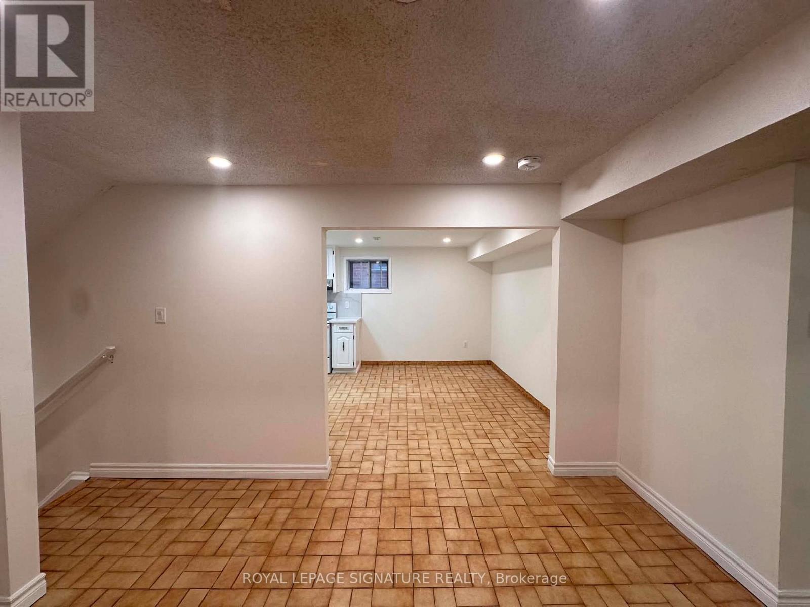 Lower Bsmt - 4170 Sunset Valley Court, Mississauga, Ontario  L4W 3L5 - Photo 4 - W13636604