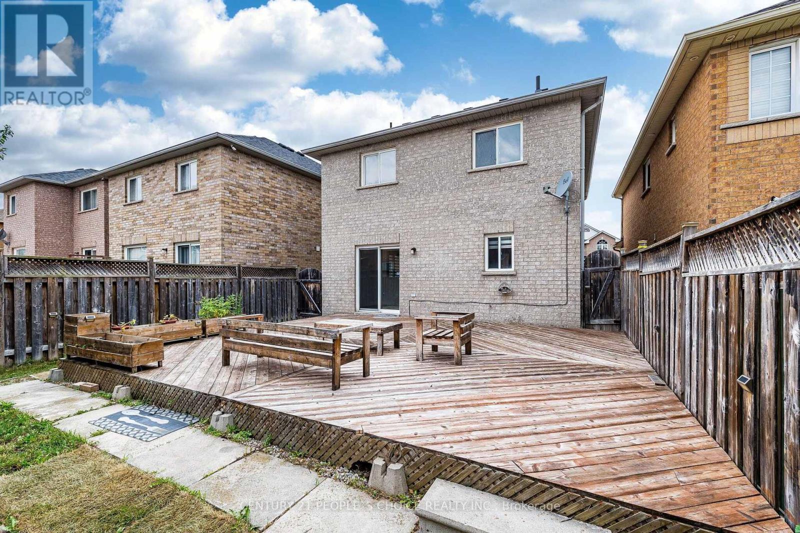 45 Trevino Crescent, Brampton, Ontario  L6P 1M1 - Photo 34 - W13657914