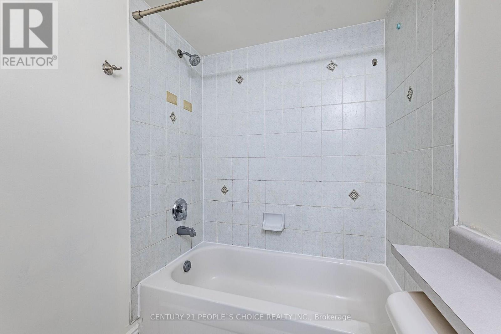 45 Trevino Crescent, Brampton, Ontario  L6P 1M1 - Photo 24 - W13657914