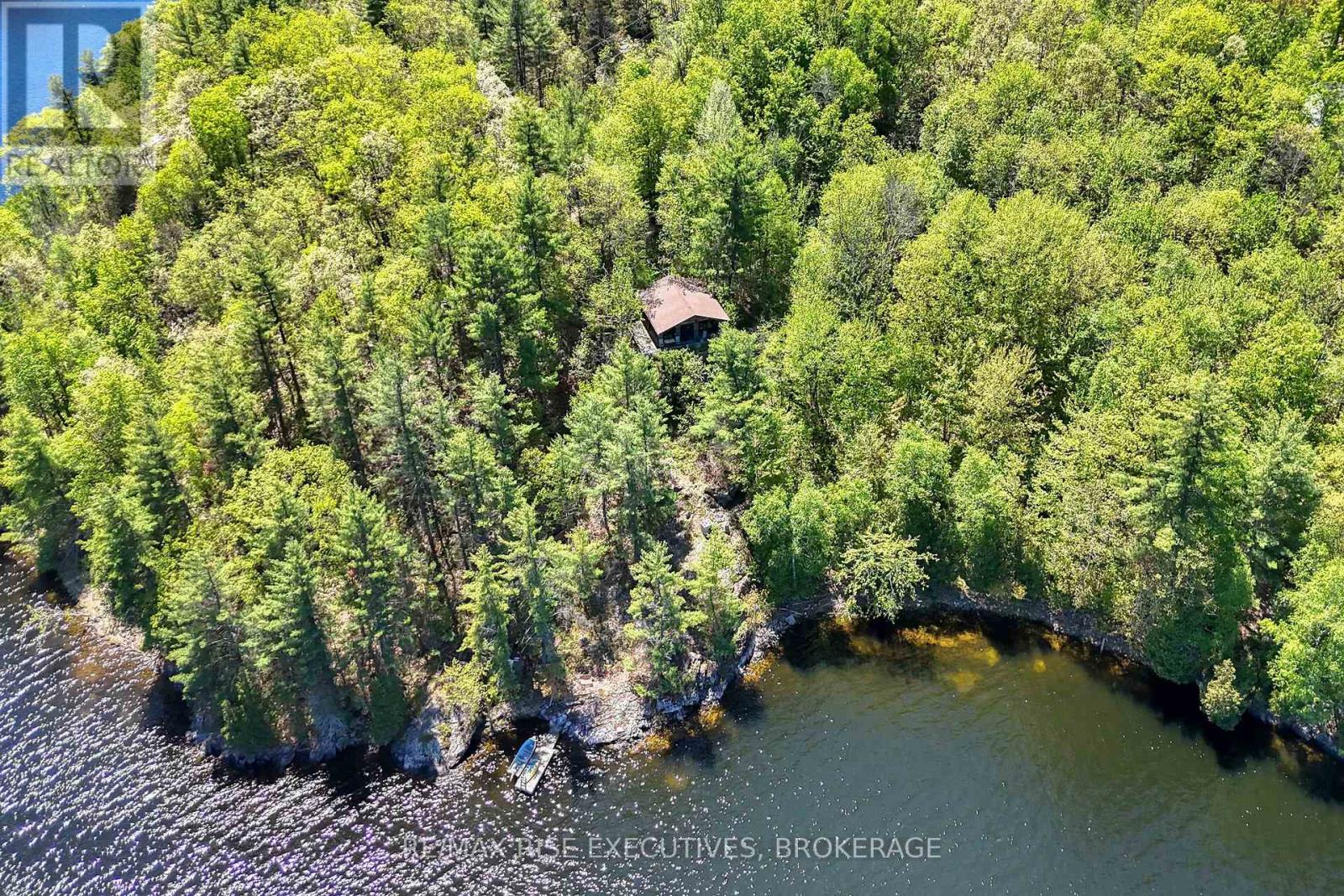 956 RODDICK LANE, Leeds and the Thousand Islands, Ontario