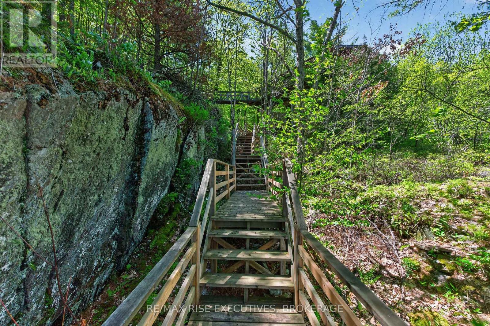 956 Roddick Lane, Leeds And The Thousand Islands, Ontario  K0E 1N0 - Photo 38 - X13204362