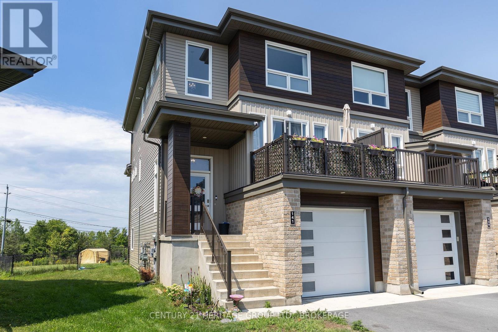 141 Superior Drive, Loyalist, Ontario K7N 0E5 - Photo 3 - X13661468