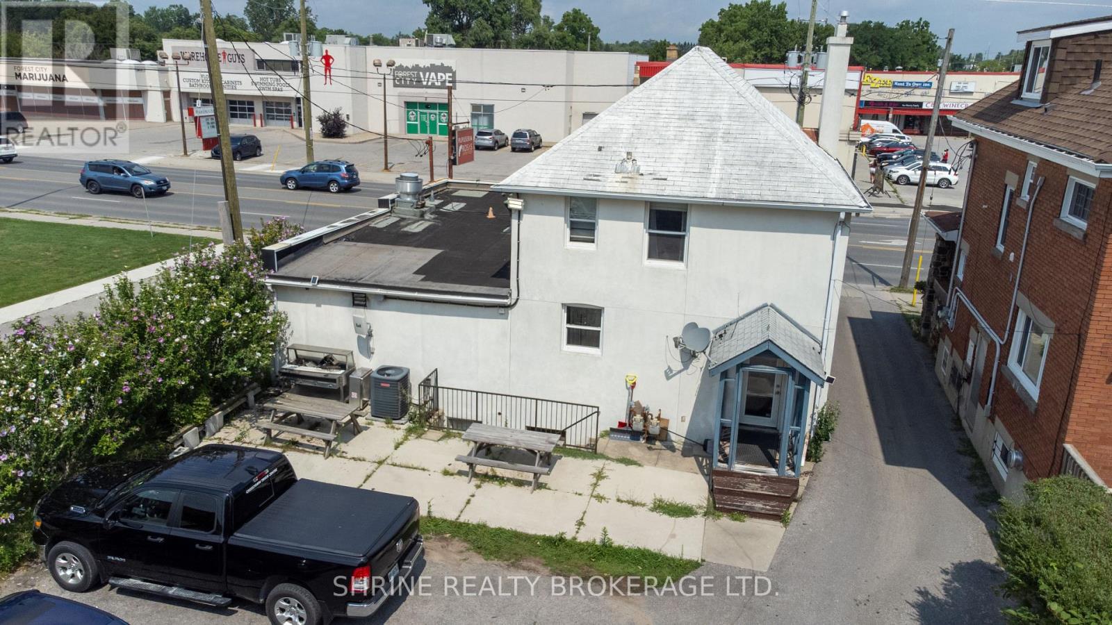 1487 Dundas Street, London East, Ontario  N5W 3B8 - Photo 4 - X13661520