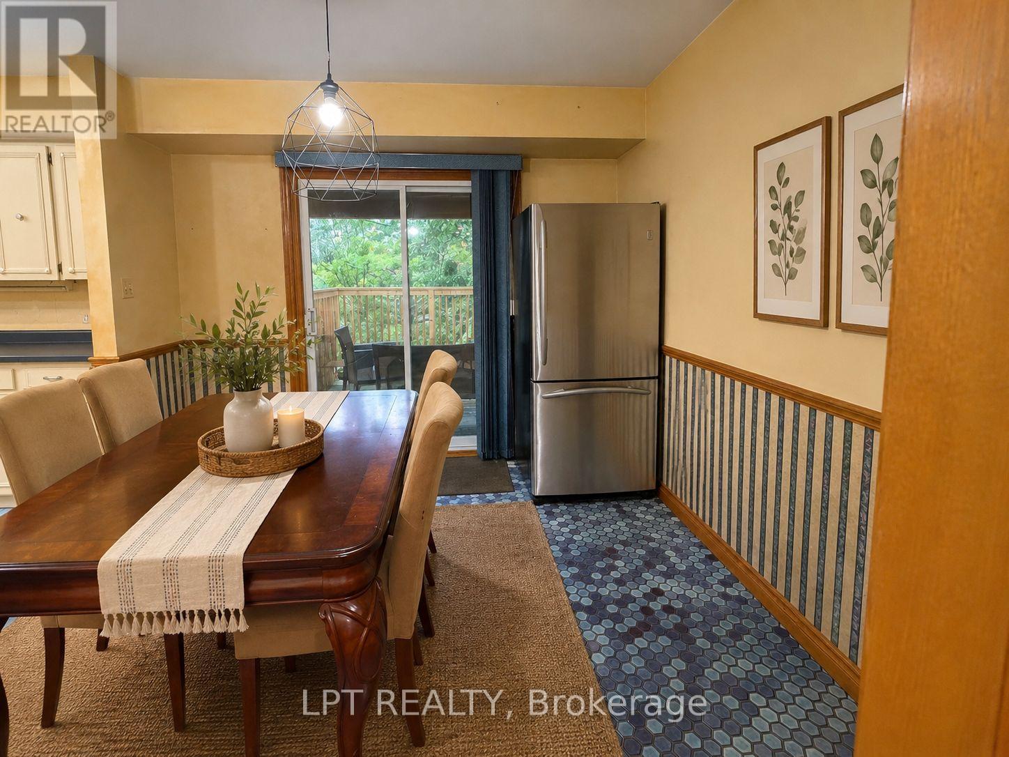 27 Paperbirch Crescent, London North, Ontario  N6G 1L8 - Photo 3 - X13661526