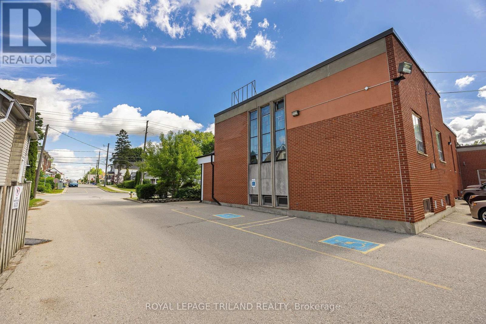 Lower Level - 170 Wellington Street, St. Thomas, Ontario  N5R 2S1 - Photo 16 - X13661562