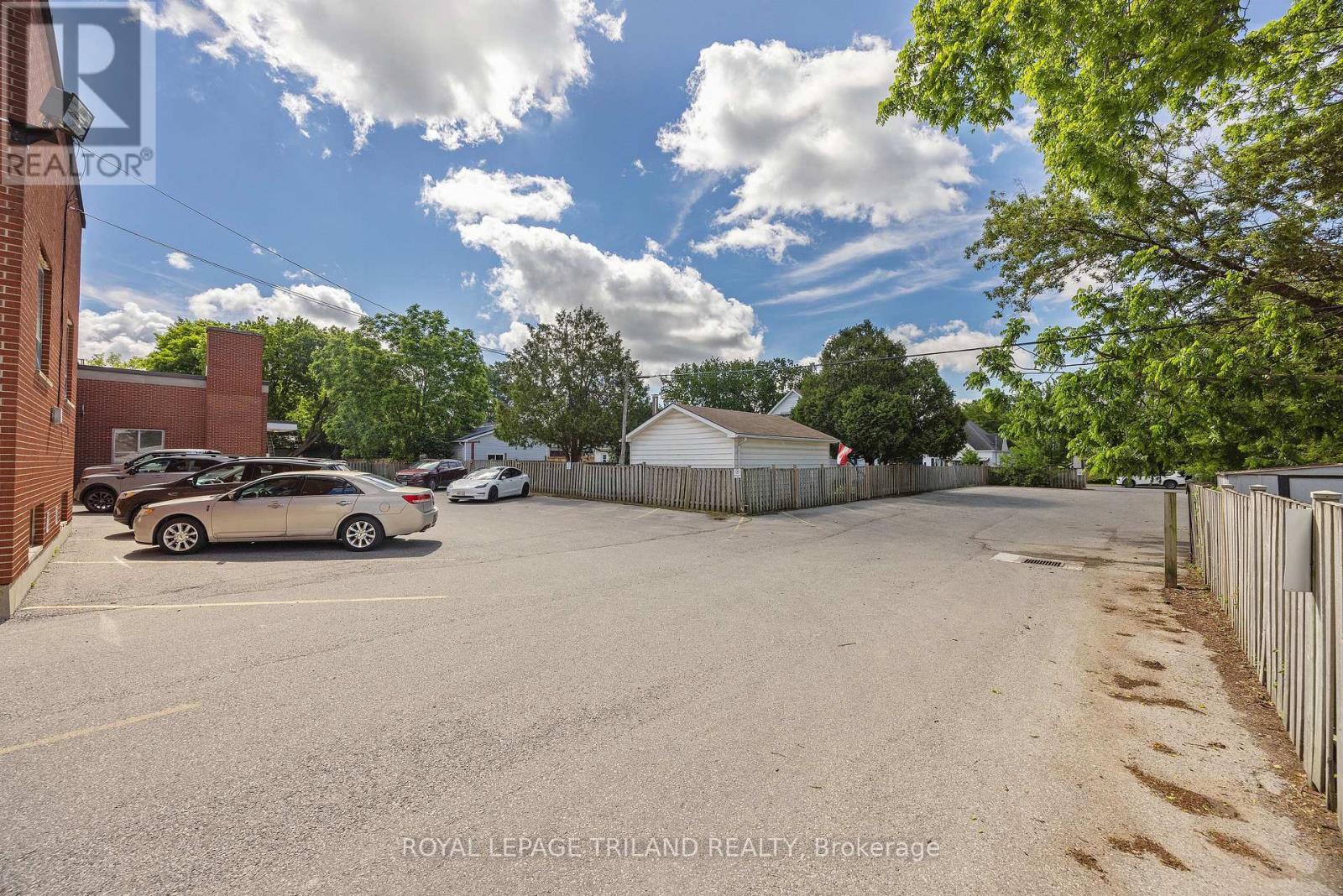 Lower Level - 170 Wellington Street, St. Thomas, Ontario  N5R 2S1 - Photo 17 - X13661562