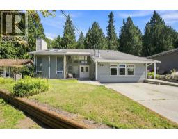 216 GRANDVIEW HEIGHTS ROAD, Gibsons, British Columbia