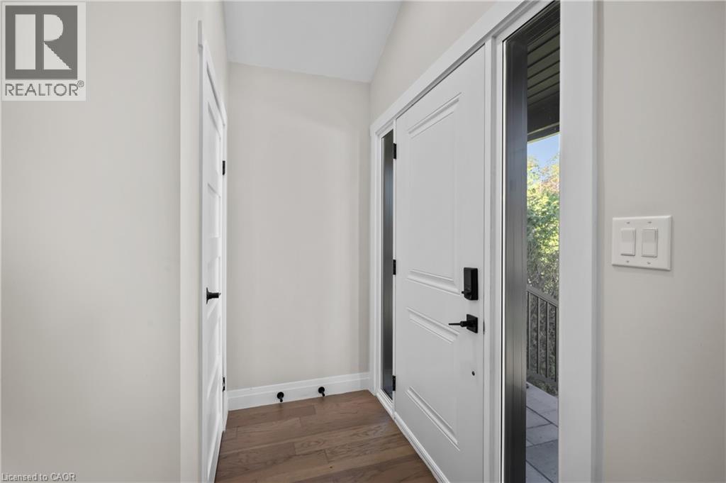1041 Shepherd's Drive, Burlington, Ontario  L7T 3R4 - Photo 6 - 40854635