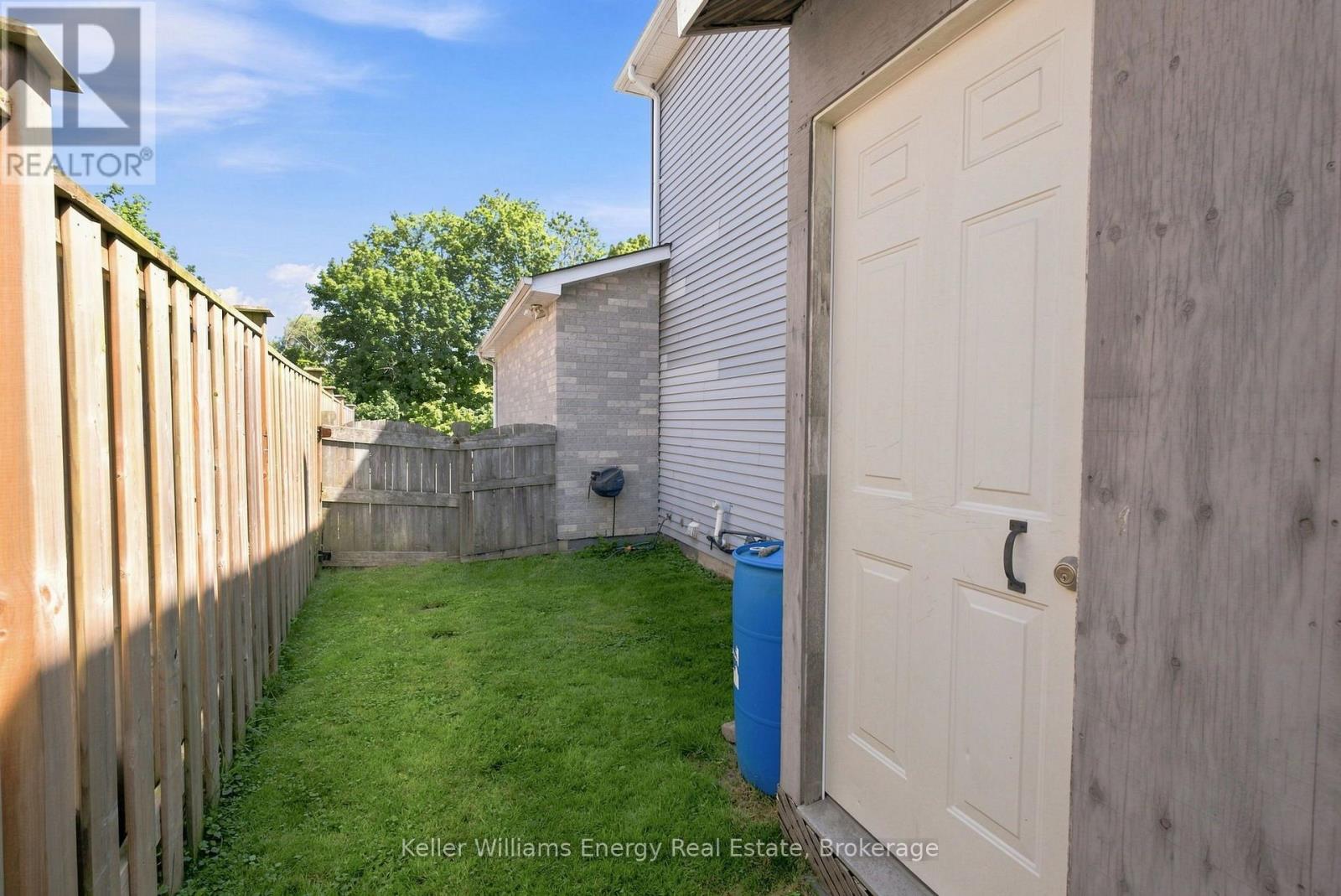 1454 Valley Drive, Oshawa, Ontario  L1J 7Z3 - Photo 32 - E13661538