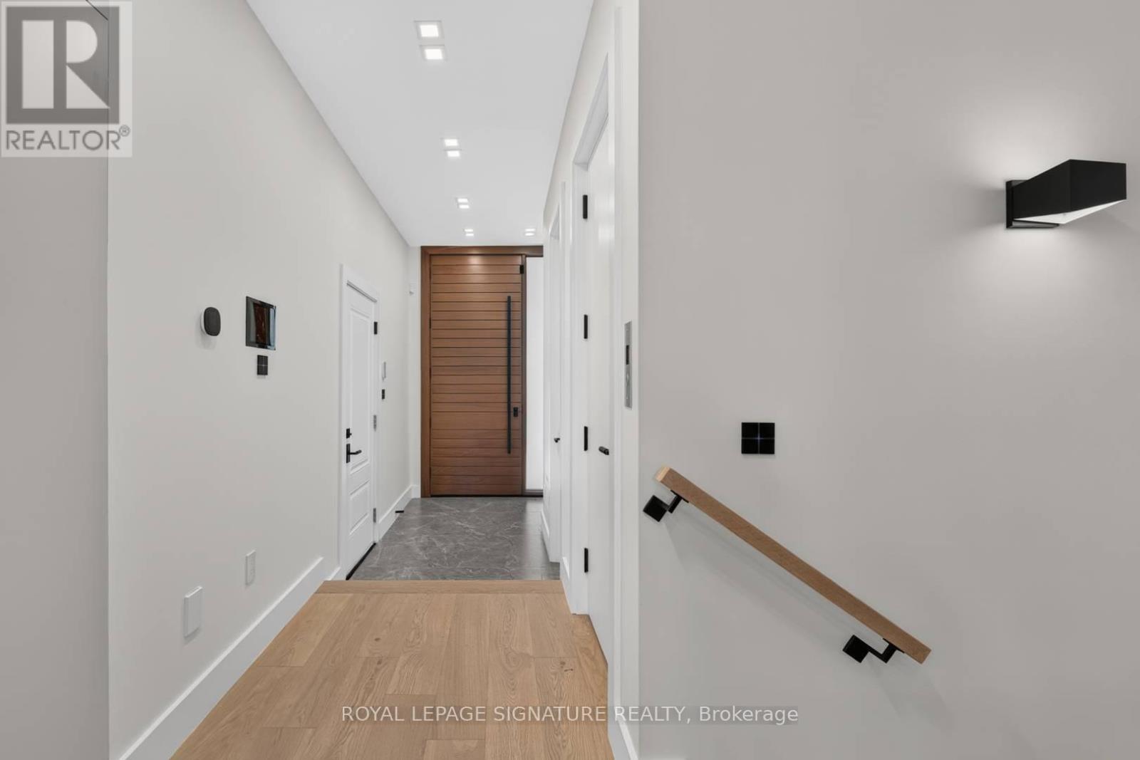 156 Snowdon Avenue, Toronto, Ontario M4N 2B2 - Photo 3 - C13661434