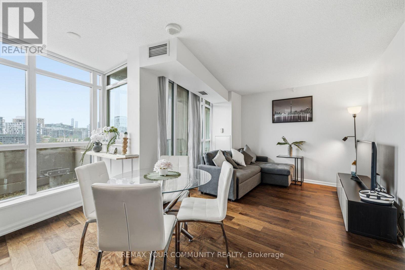 962 - 209 Fort York Boulevard, Toronto, Ontario M5V 4A1 - Photo 11 - C13661544