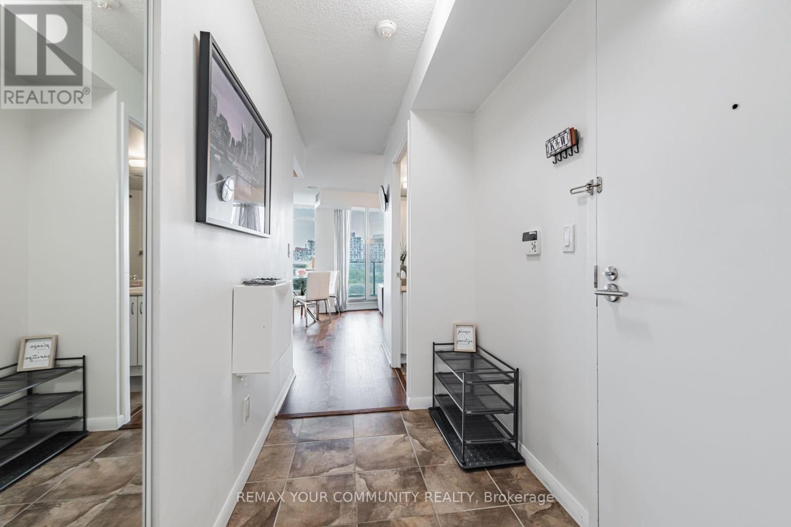 962 - 209 Fort York Boulevard, Toronto, Ontario M5V 4A1 - Photo 3 - C13661544