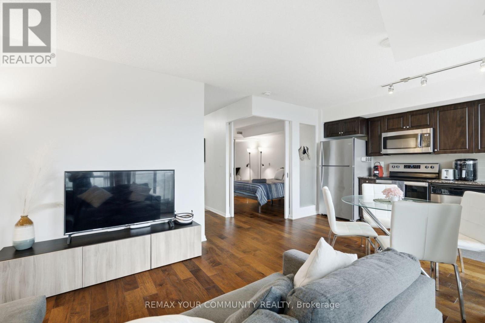 962 - 209 Fort York Boulevard, Toronto, Ontario M5V 4A1 - Photo 8 - C13661544