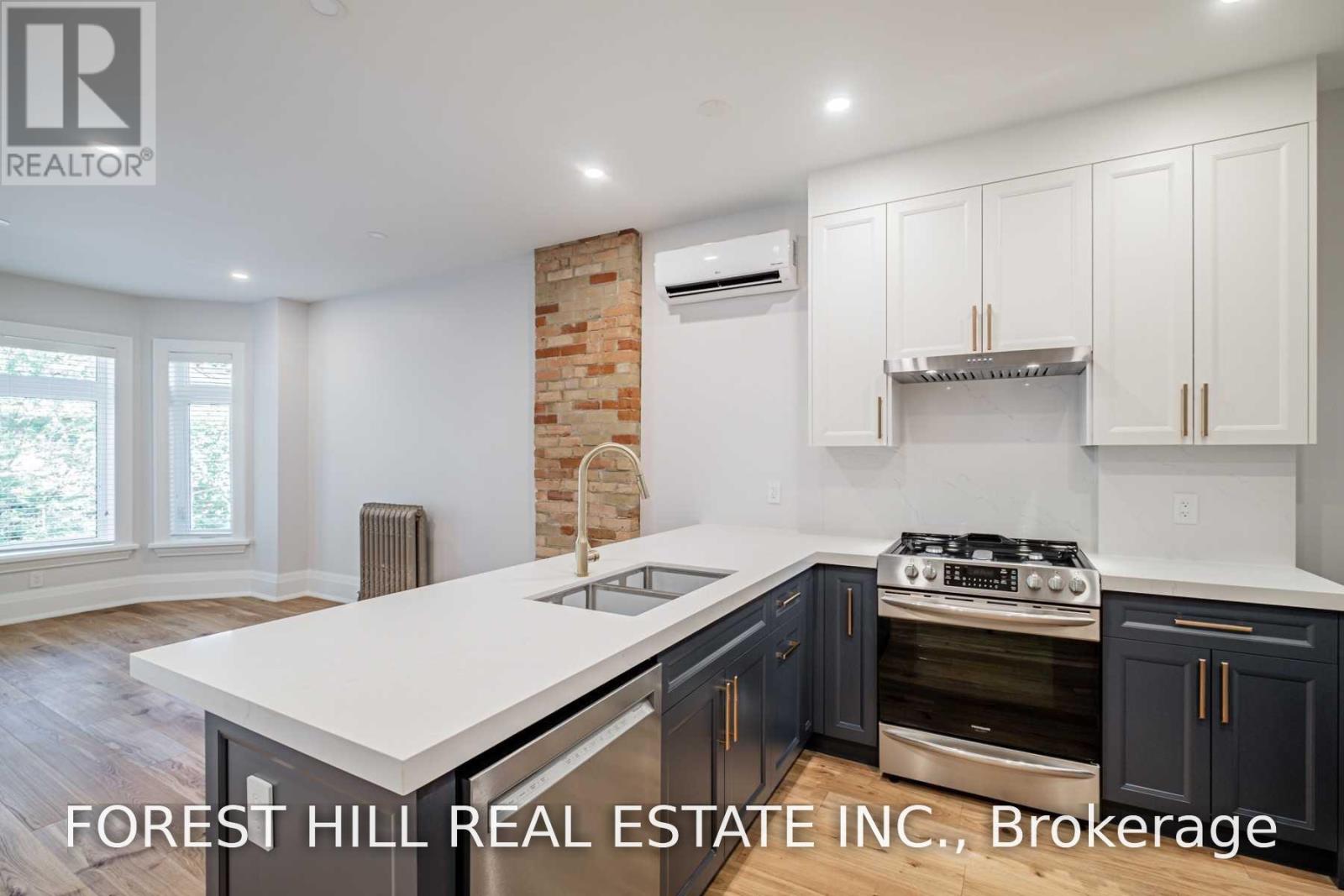 2nd/3rd Flr - 36 Howland Avenue, Toronto, Ontario  M5R 3B3 - Photo 7 - C13661548