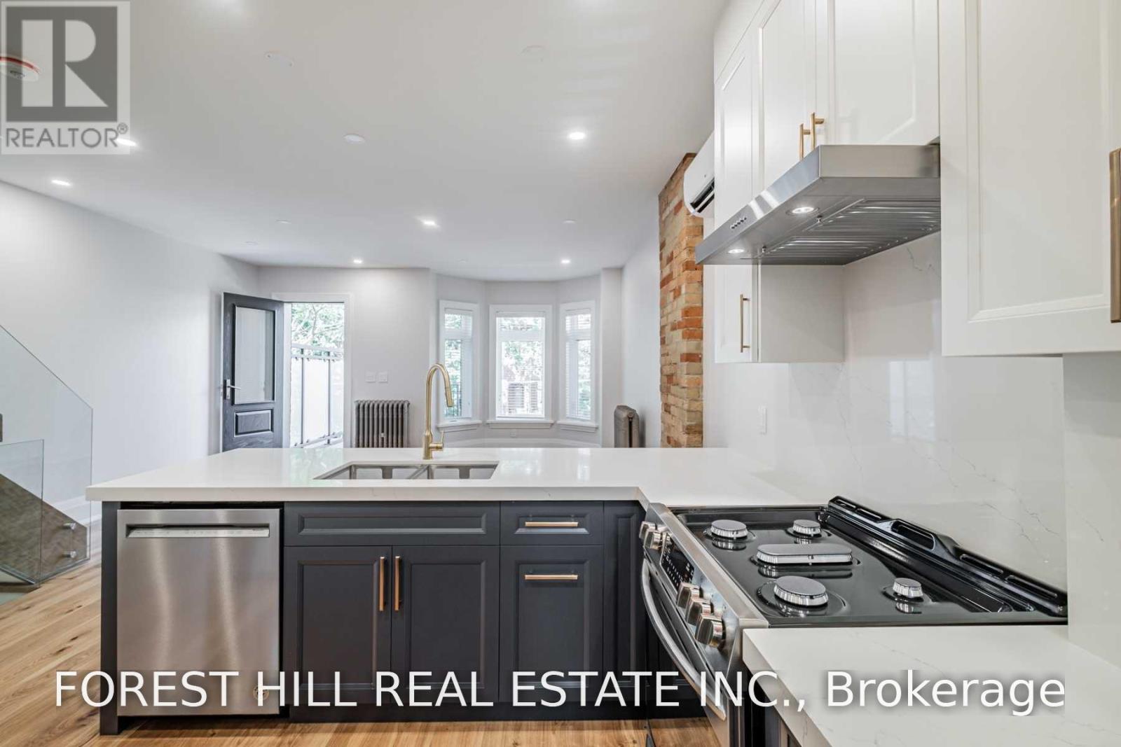 2nd/3rd Flr - 36 Howland Avenue, Toronto, Ontario  M5R 3B3 - Photo 8 - C13661548