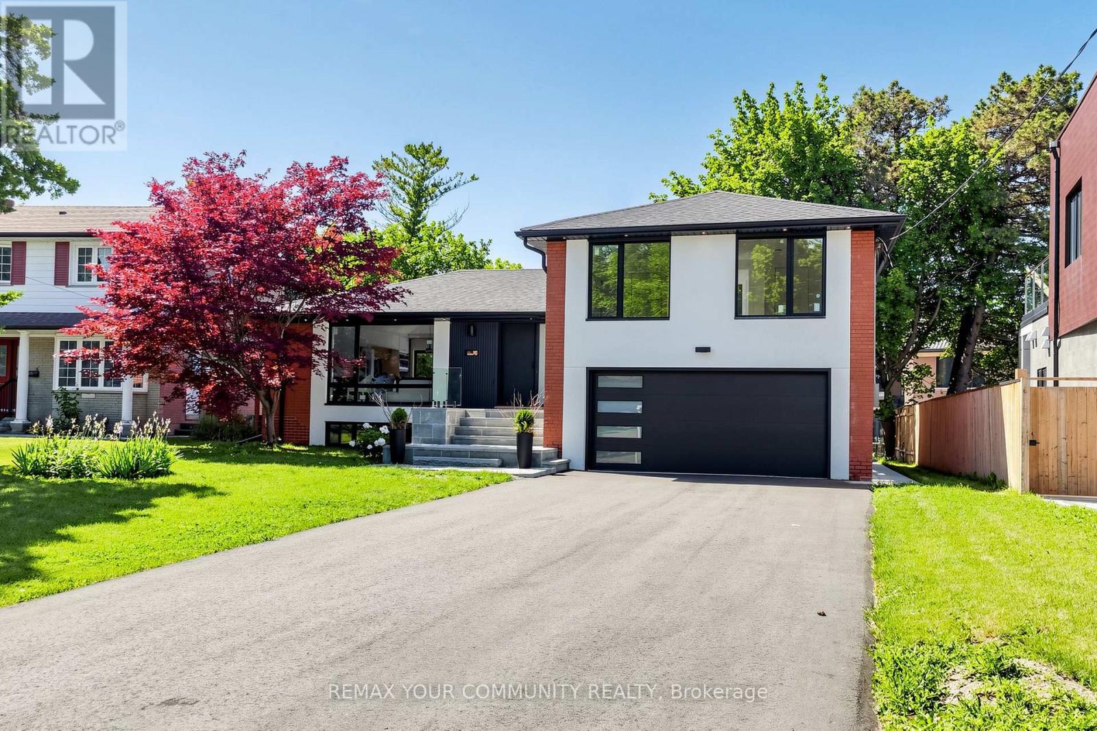35 Geraldton Crescent, Toronto, Ontario  M2J 2R5 - Photo 1 - C13661570