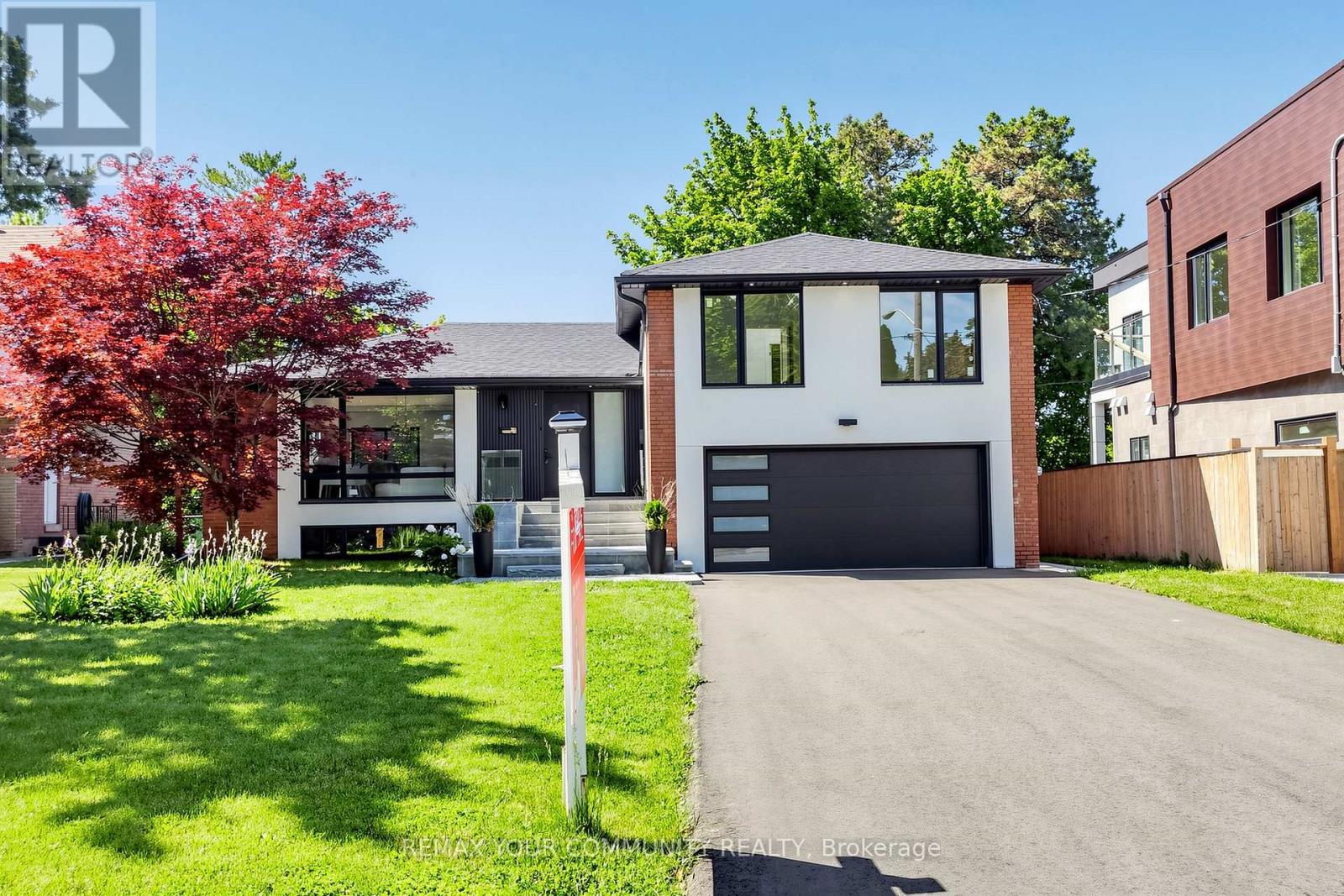 35 Geraldton Crescent, Toronto, Ontario  M2J 2R5 - Photo 2 - C13661570