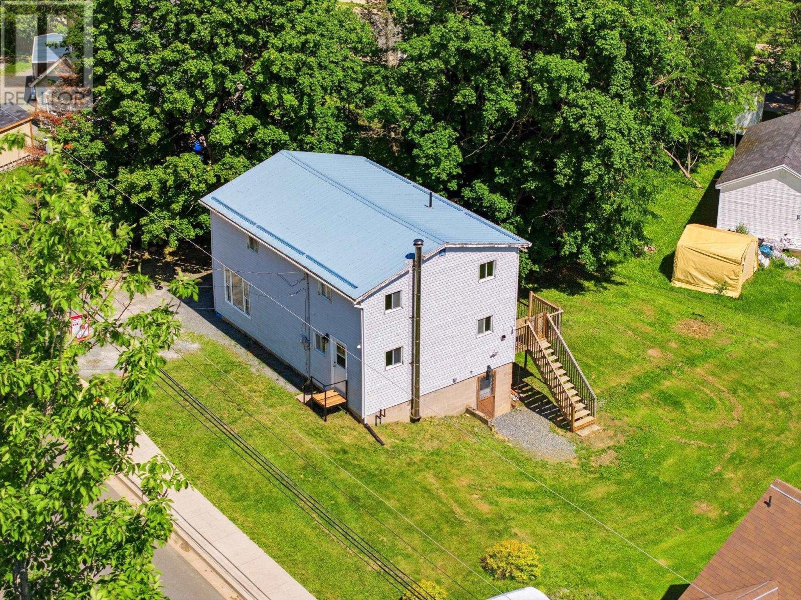 36 Willow Street, Hantsport, Nova Scotia B0P 1P0 - Photo 2 - 202615624