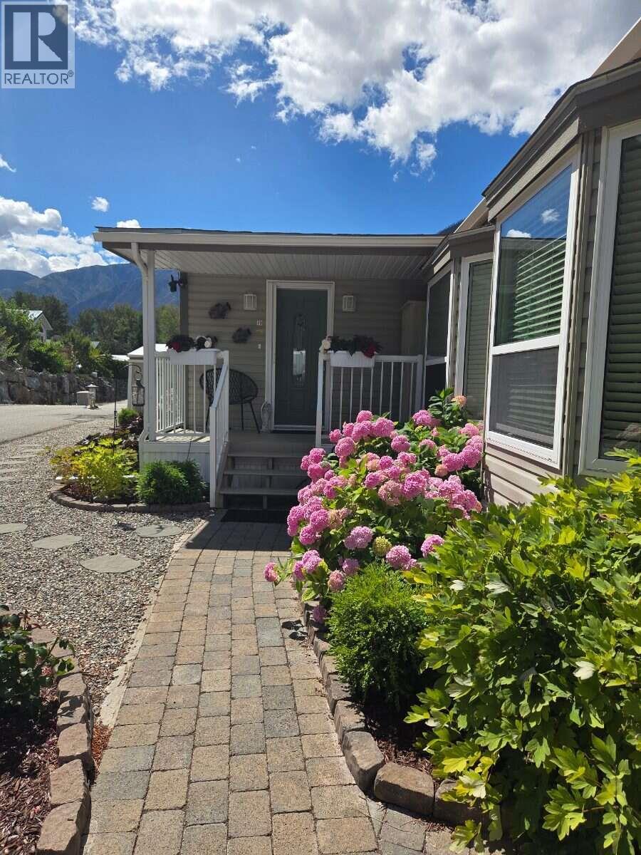 4354 Highway 3 Unit# 70, Keremeos, British Columbia  V0X 1N1 - Photo 2 - 10383262
