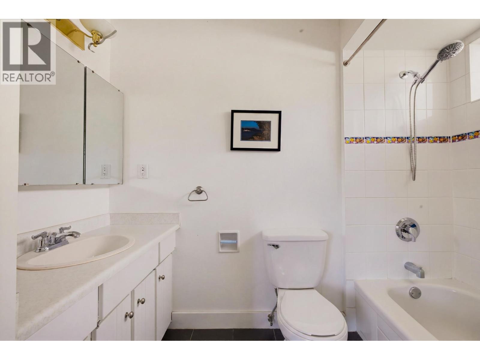 2554 E 7th Avenue, Vancouver, British Columbia  V5M 1T4 - Photo 19 - R3154542