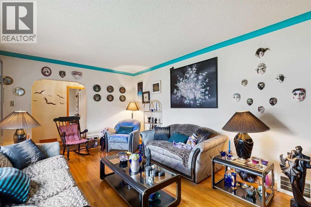 833 20 Avenue NW, Calgary, Alberta  T2M 1E4 - Photo 6 - A2320272