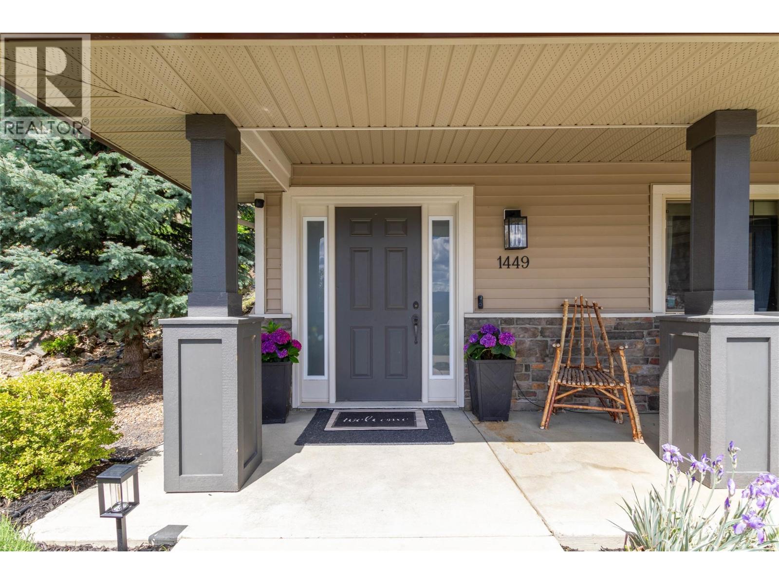 1449 Red Mountain Place, Vernon, British Columbia  V1B 4A3 - Photo 5 - 10387748