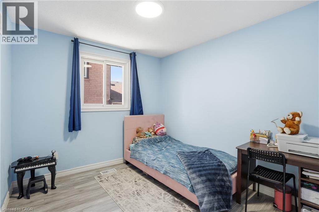 391 East 24th Street, Hamilton, Ontario  L8V 4X3 - Photo 22 - 40834657
