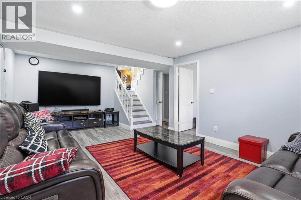 391 East 24th Street, Hamilton, Ontario  L8V 4X3 - Photo 26 - 40834657