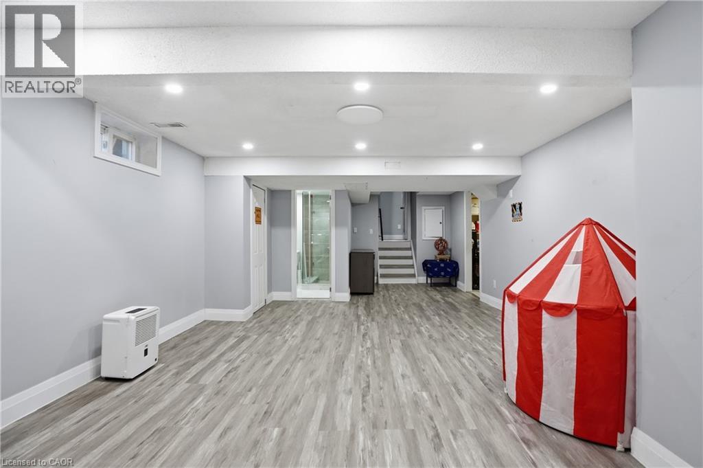 391 East 24th Street, Hamilton, Ontario  L8V 4X3 - Photo 30 - 40834657
