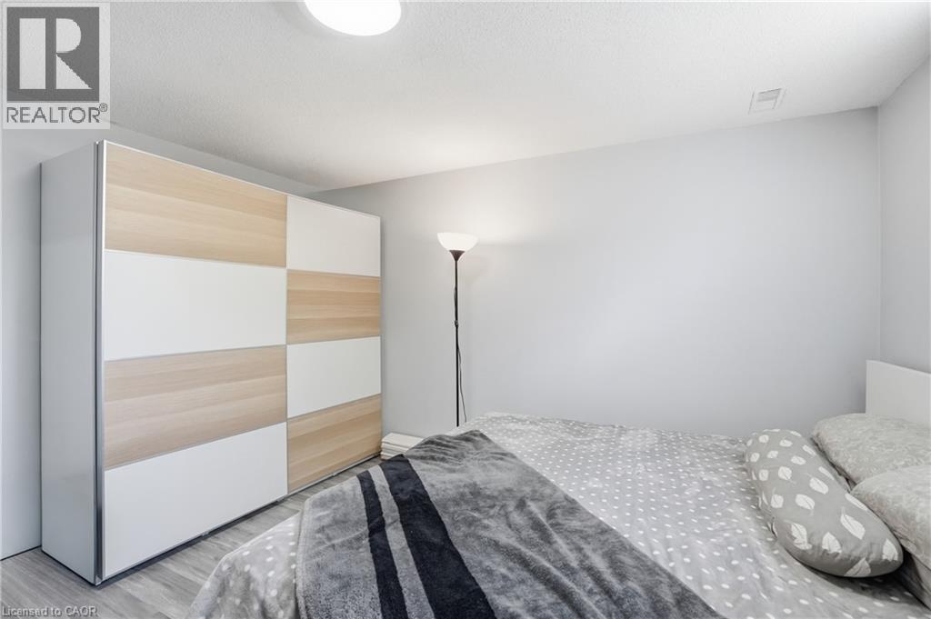 391 East 24th Street, Hamilton, Ontario  L8V 4X3 - Photo 33 - 40834657