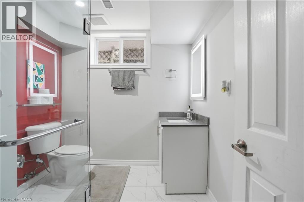 391 East 24th Street, Hamilton, Ontario  L8V 4X3 - Photo 27 - 40834657