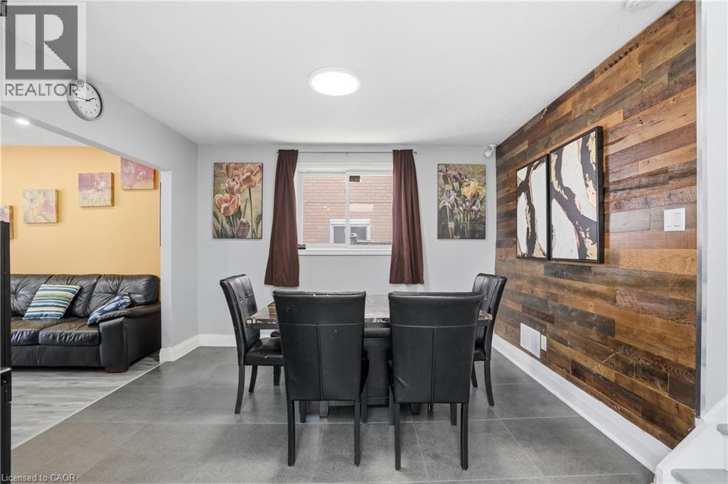 391 East 24th Street, Hamilton, Ontario  L8V 4X3 - Photo 10 - 40834657