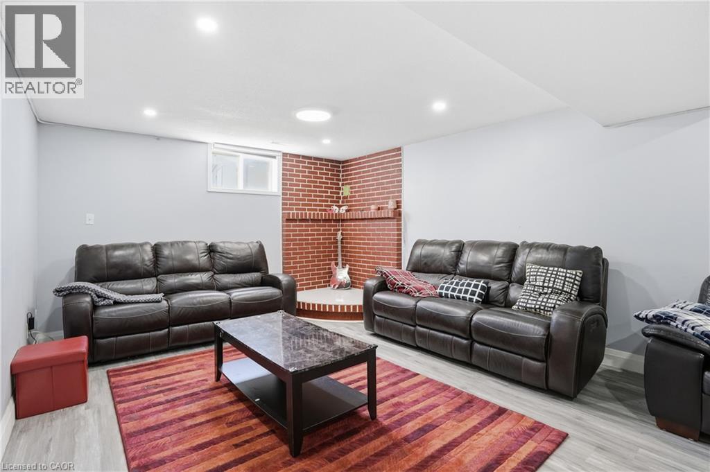 391 East 24th Street, Hamilton, Ontario  L8V 4X3 - Photo 25 - 40834657