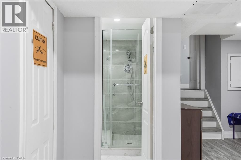 391 East 24th Street, Hamilton, Ontario  L8V 4X3 - Photo 34 - 40834657