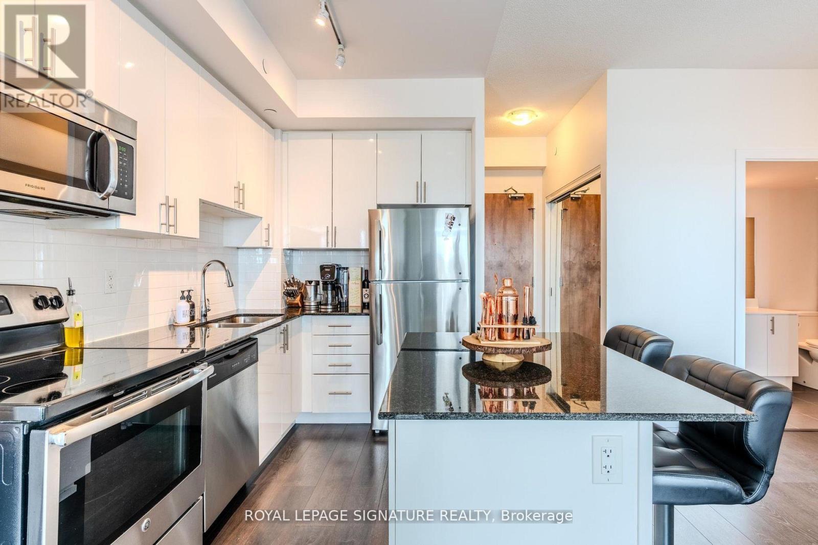 Ph206 - 1215 Bayly Street, Pickering, Ontario L1W 0B4 - Photo 4 - E13661426