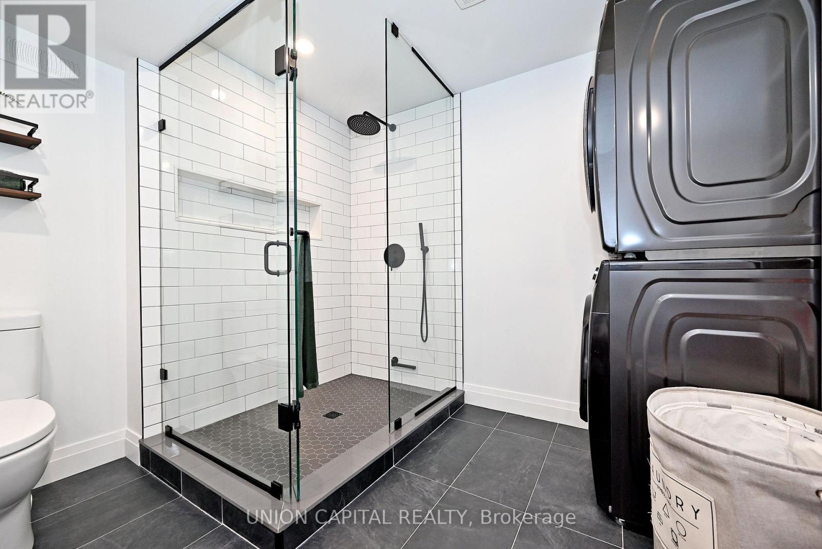 32 Regatta Crescent, Whitby, Ontario L1N 9V2 - Photo 45 - E13661456