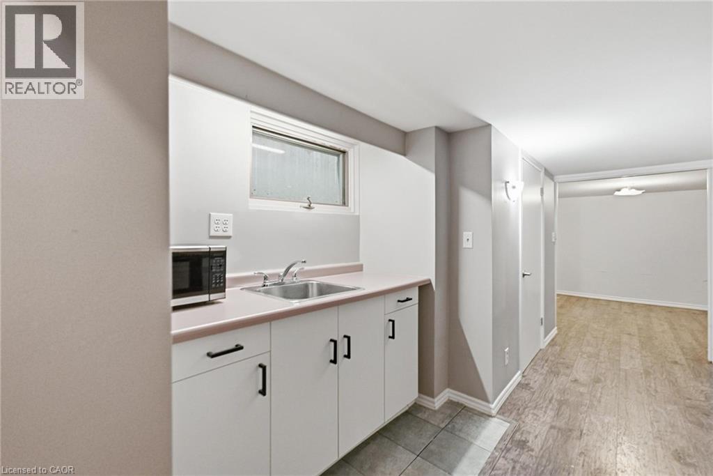481 Upper Gage Avenue, Hamilton, Ontario  L8V 4J2 - Photo 28 - 40854455