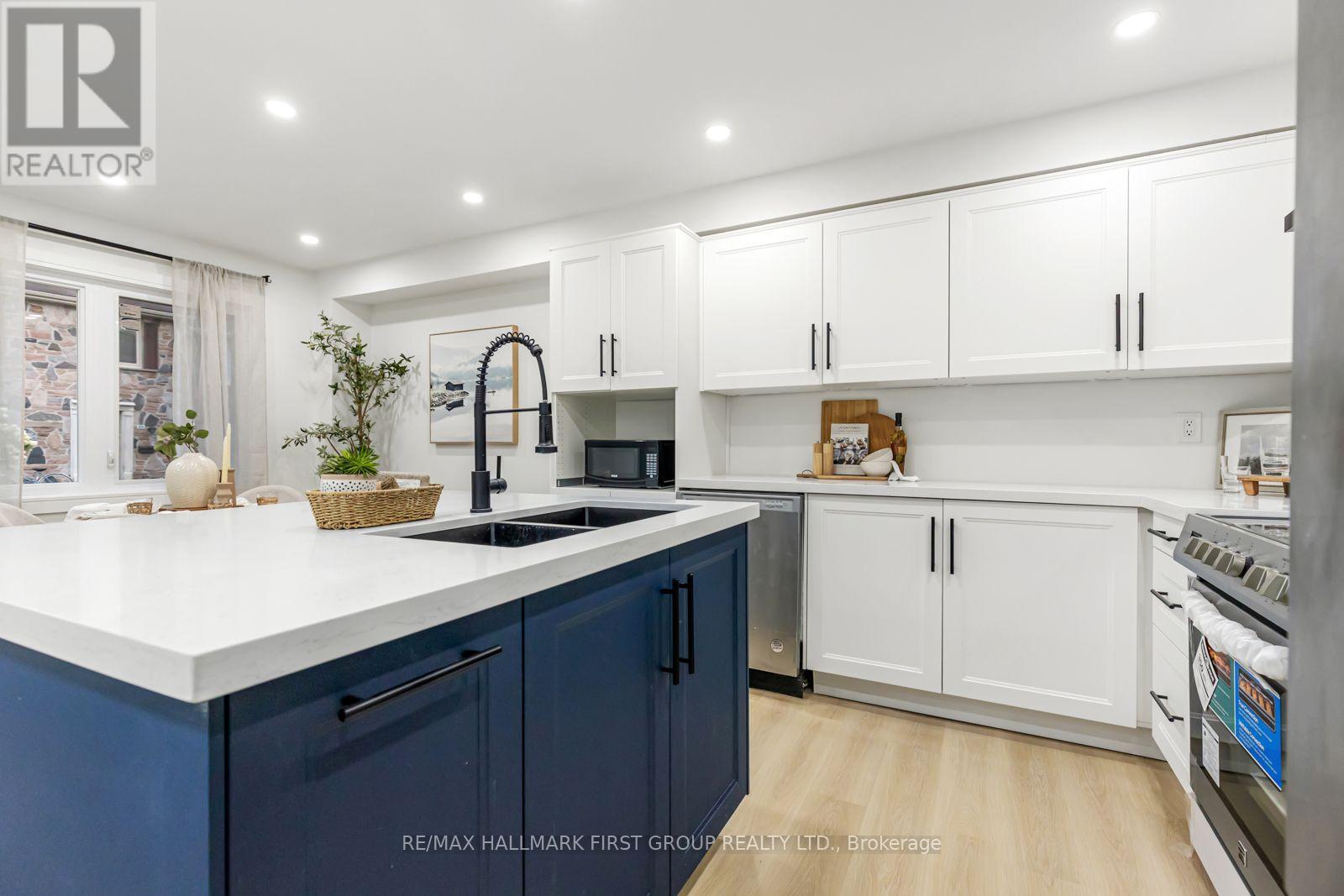 75 - 270 Timberbank Boulevard, Toronto, Ontario  M1W 2M1 - Photo 3 - E13661508
