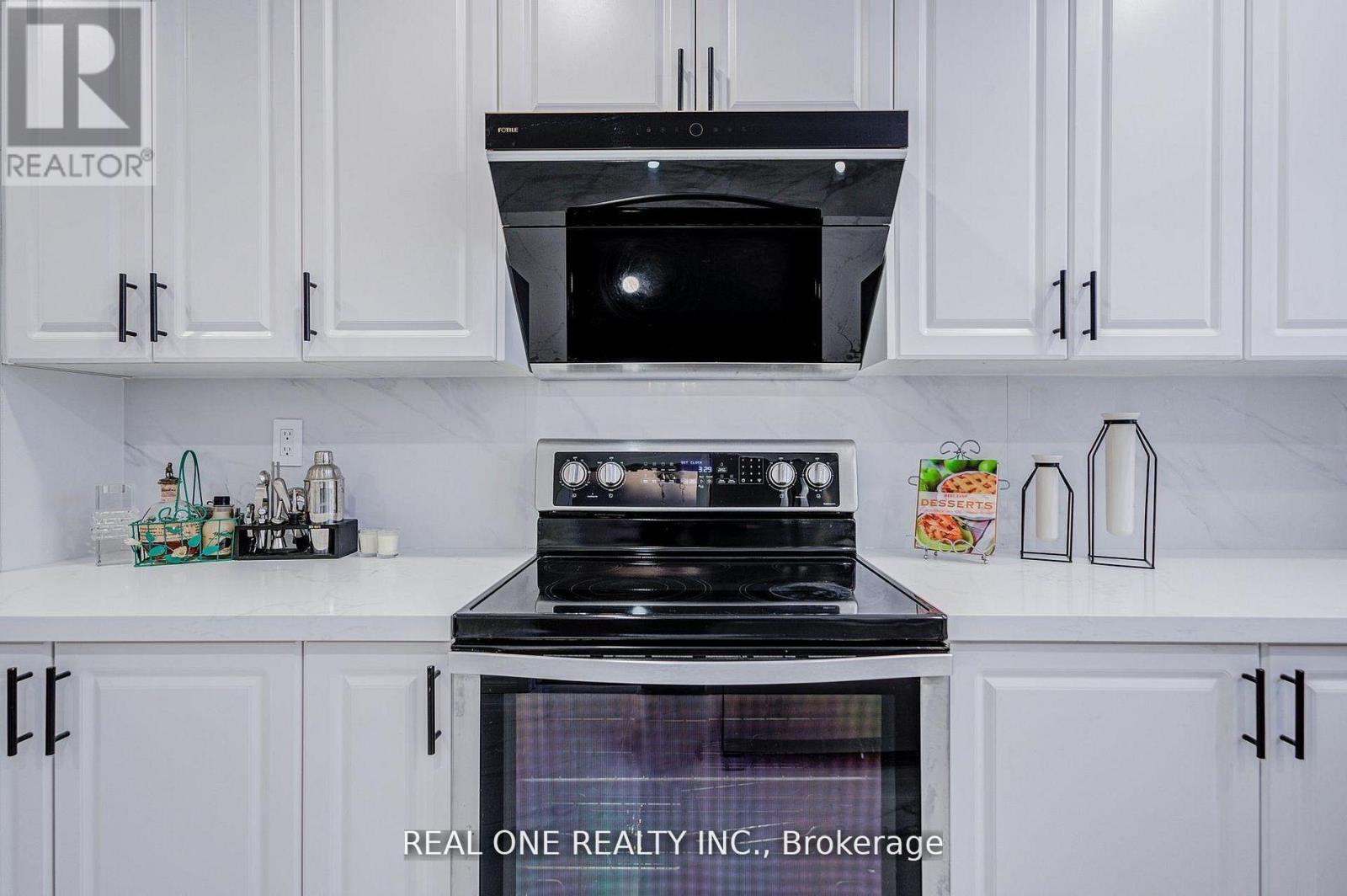 22 Kenmanor Boulevard, Toronto, Ontario  M1W 1R7 - Photo 15 - E13661522