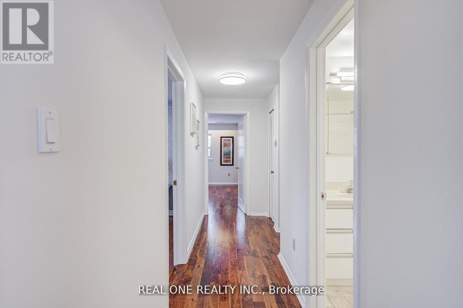 22 Kenmanor Boulevard, Toronto, Ontario  M1W 1R7 - Photo 18 - E13661522