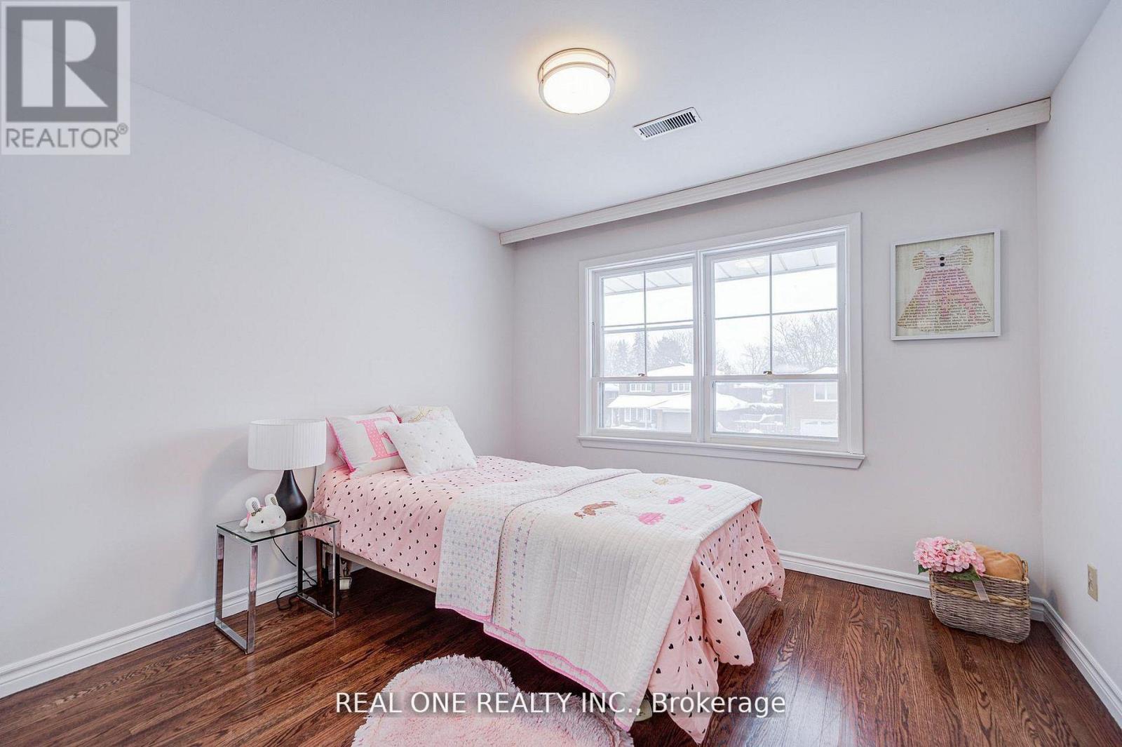 22 Kenmanor Boulevard, Toronto, Ontario  M1W 1R7 - Photo 28 - E13661522